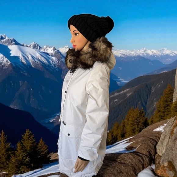 Faux Fur Mid-Length Hooded Parka with Large Pockets. NWT - Picture 7 of 14